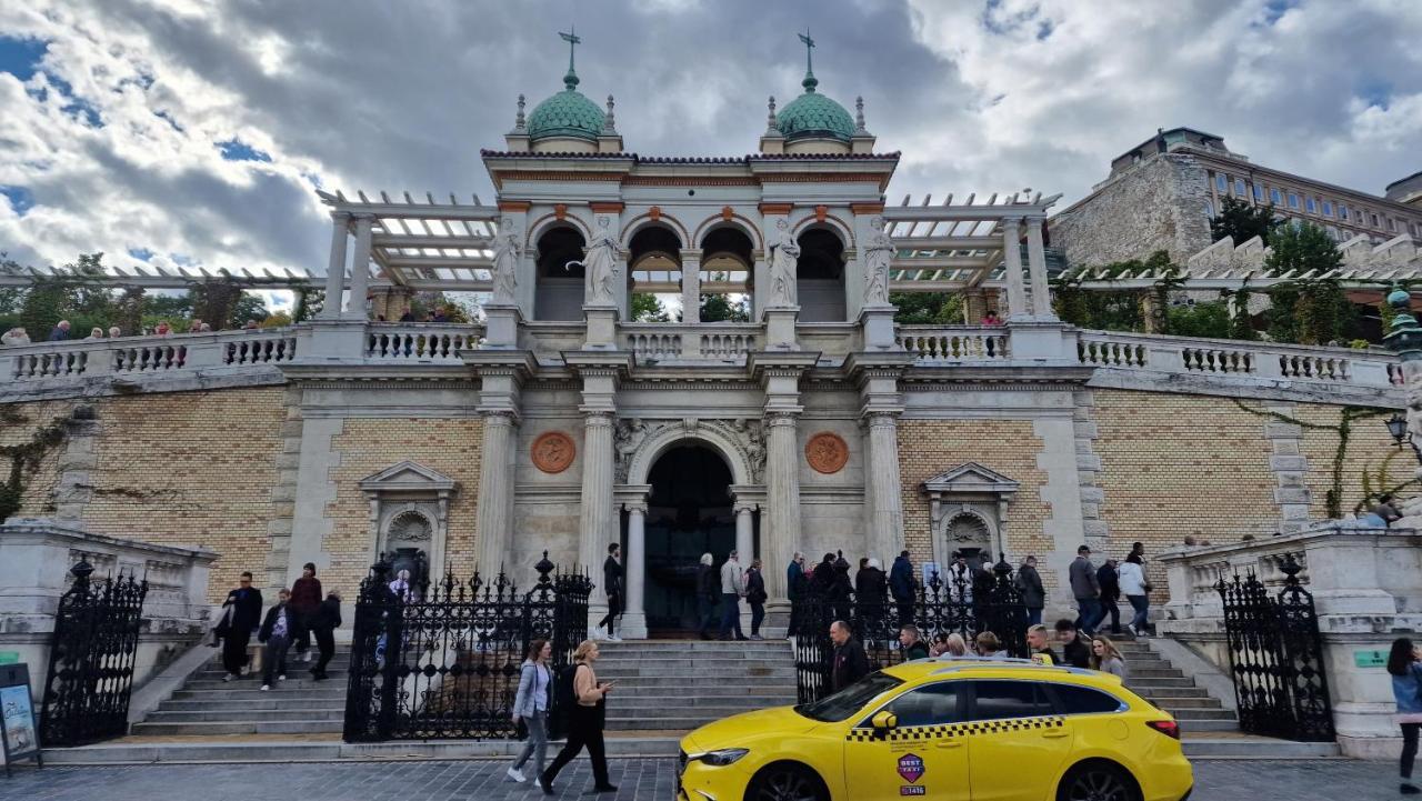 Parliament View Apartment - Free Parking Nearby — Photos 3